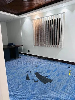 Executive Wollenic Carpet Tiles