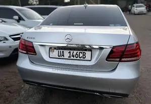 Mercedes-Benz E300 2015 Silver