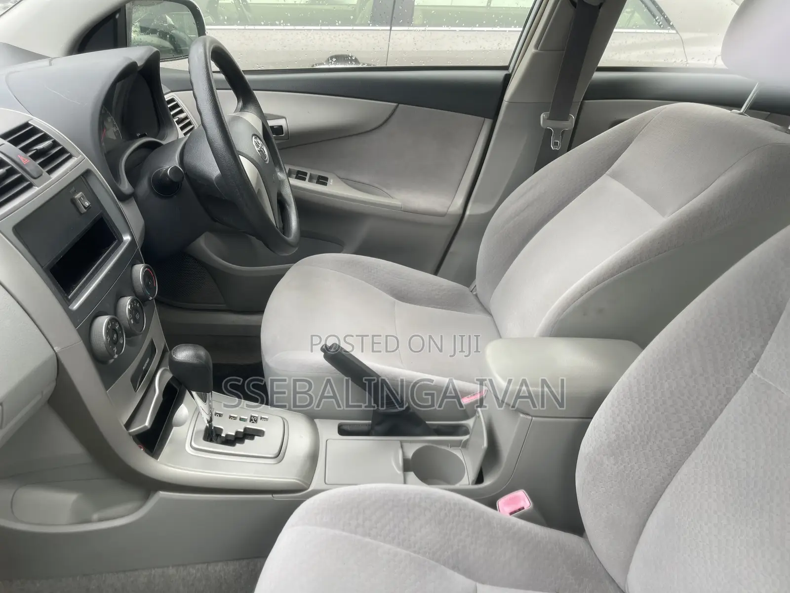 Toyota Axio 2013 Silver