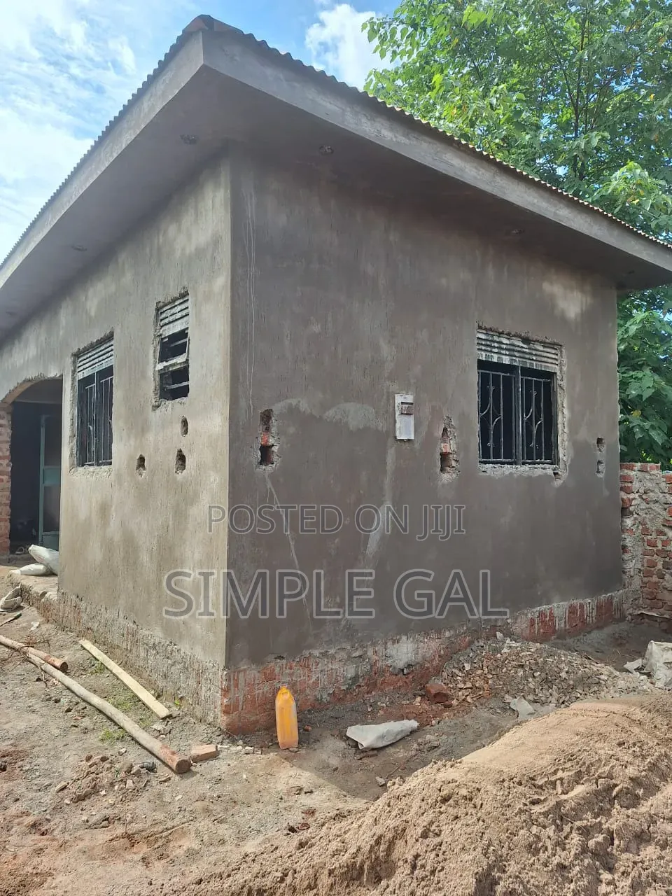 4bdrm House in 25 By 50, Jinja for sale