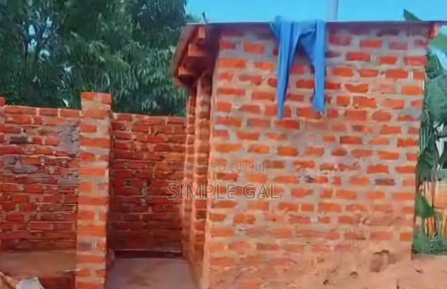 4bdrm House in 25 By 50, Jinja for sale