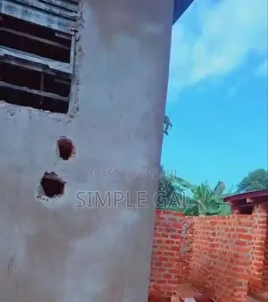 4bdrm House in 25 By 50, Jinja for sale