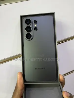 New Samsung Galaxy S26 Ultra 5G 256 GB Gray