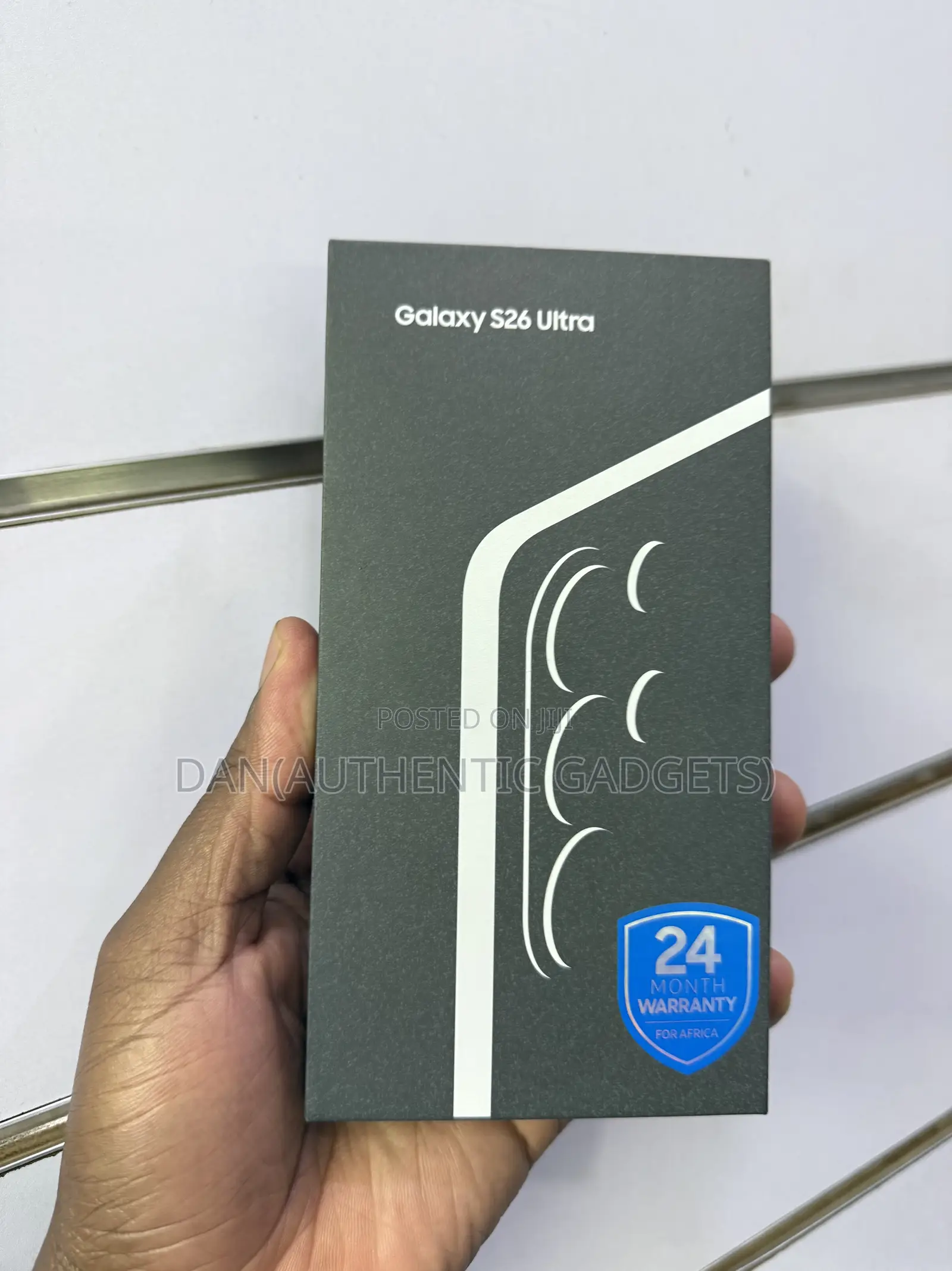 New Samsung Galaxy S26 Ultra 5G 256 GB Gray