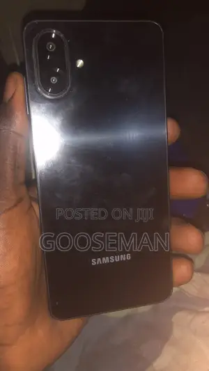New Samsung Galaxy A07 4G 64 GB Black