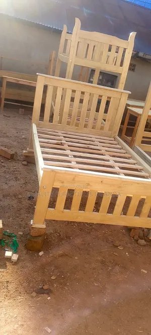 4 by 6 Upscale Classic Bed