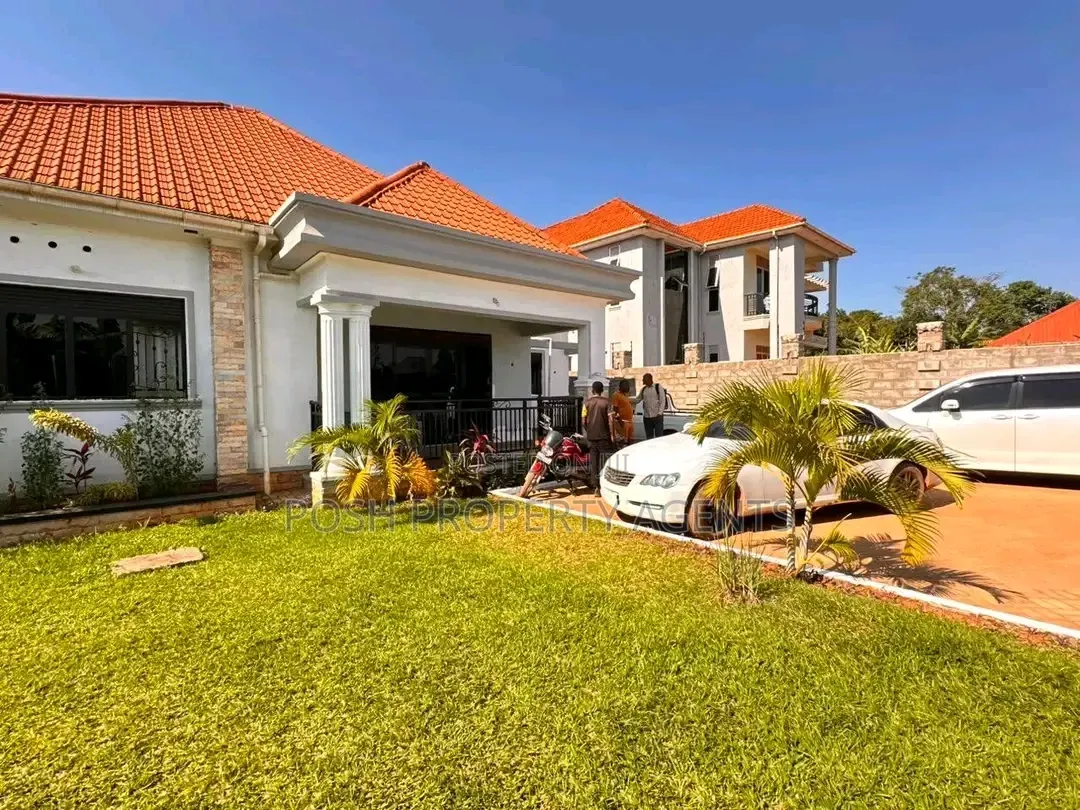 4bdrm Bungalow in Kitende, Central Division for rent