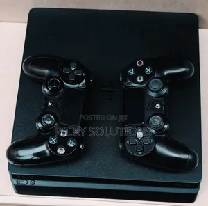 Playstation 4 Slim