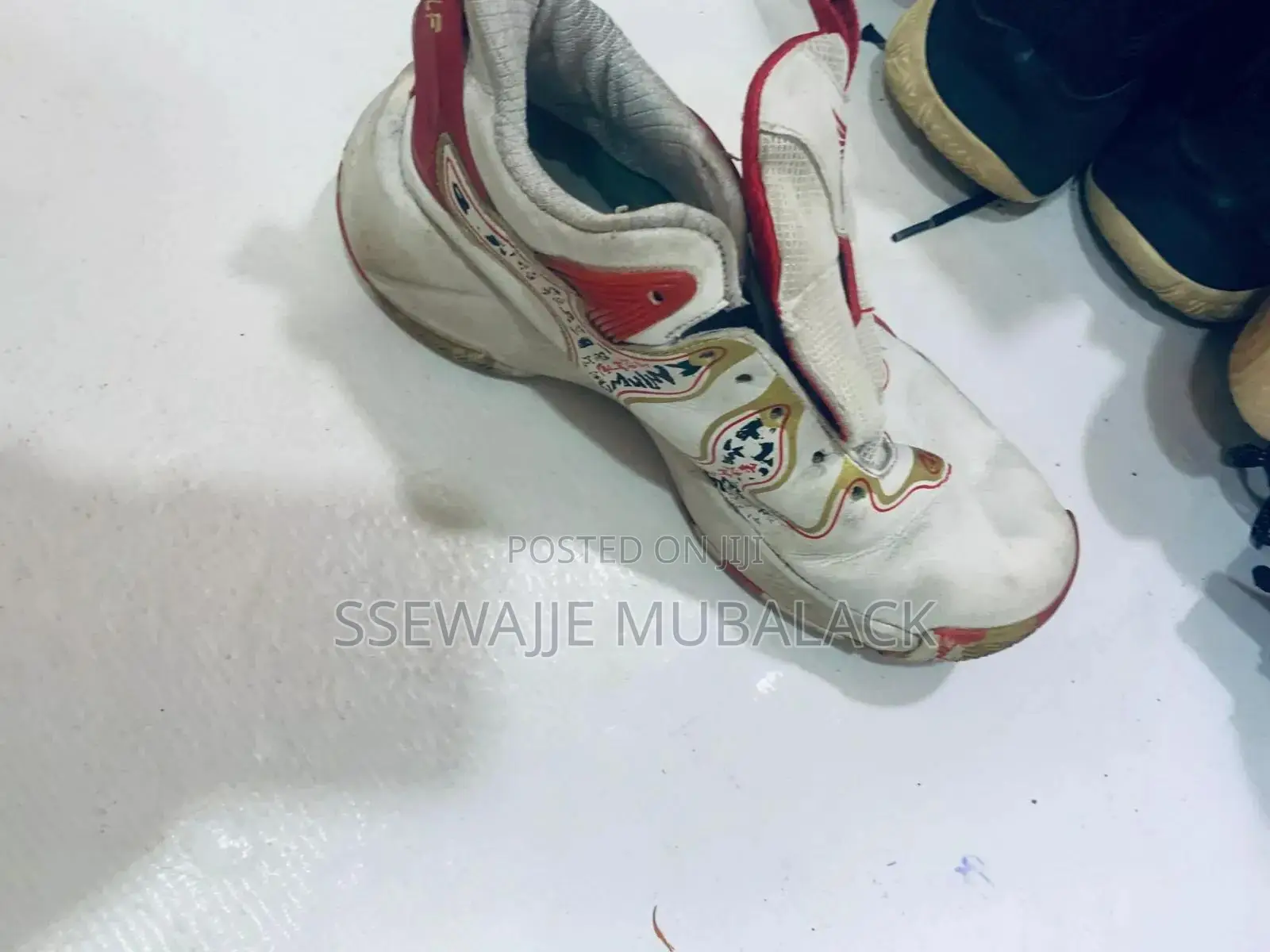 2nd Hand Kids Basketball Shoes