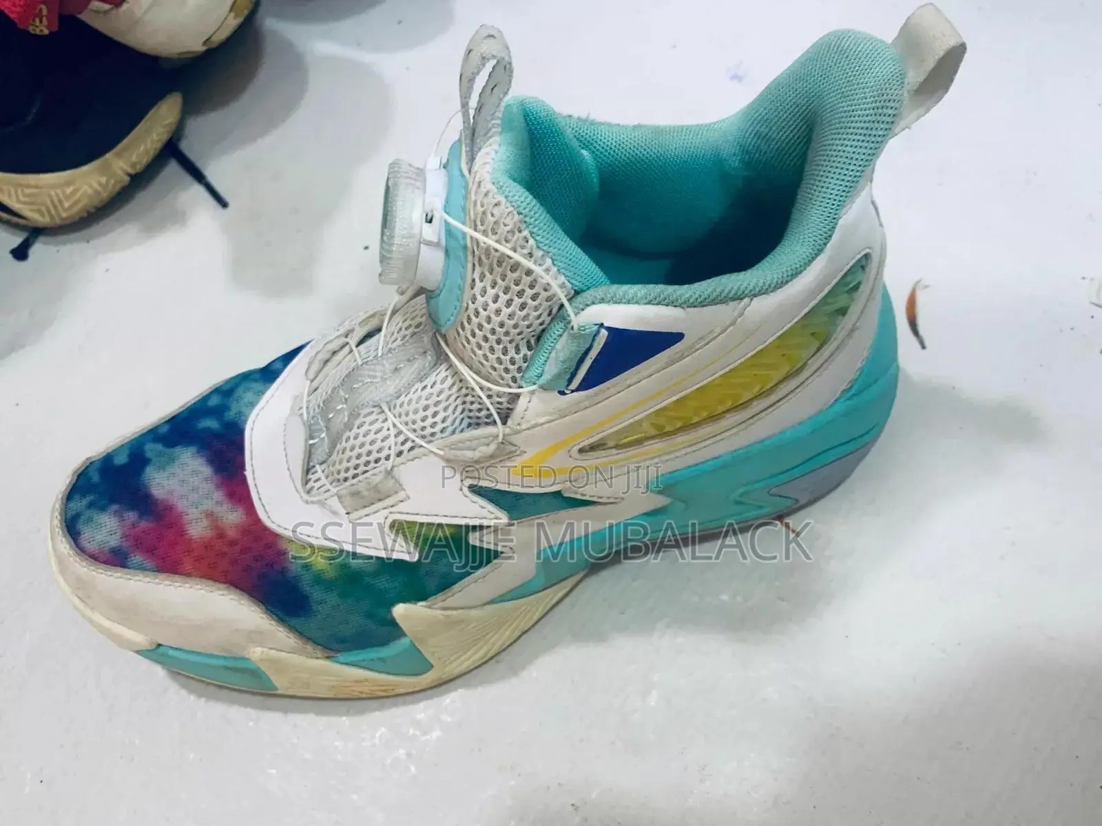 2nd Hand Kids Basketball Shoes