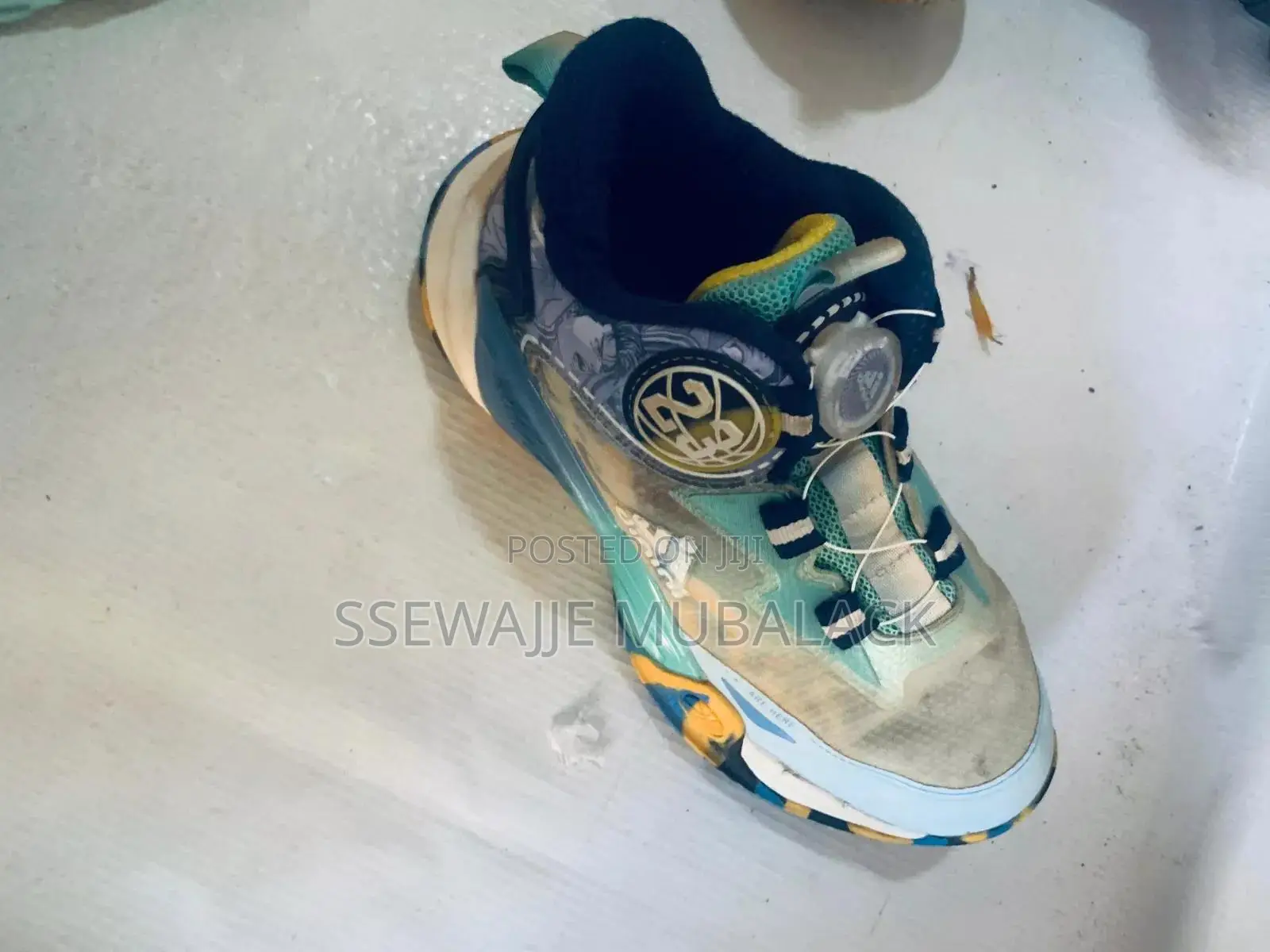 2nd Hand Kids Basketball Shoes