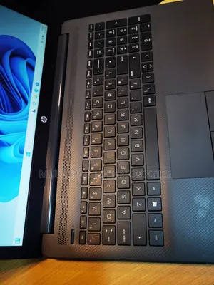 Laptop HP 250 G7 4GB AMD SSD 128GB