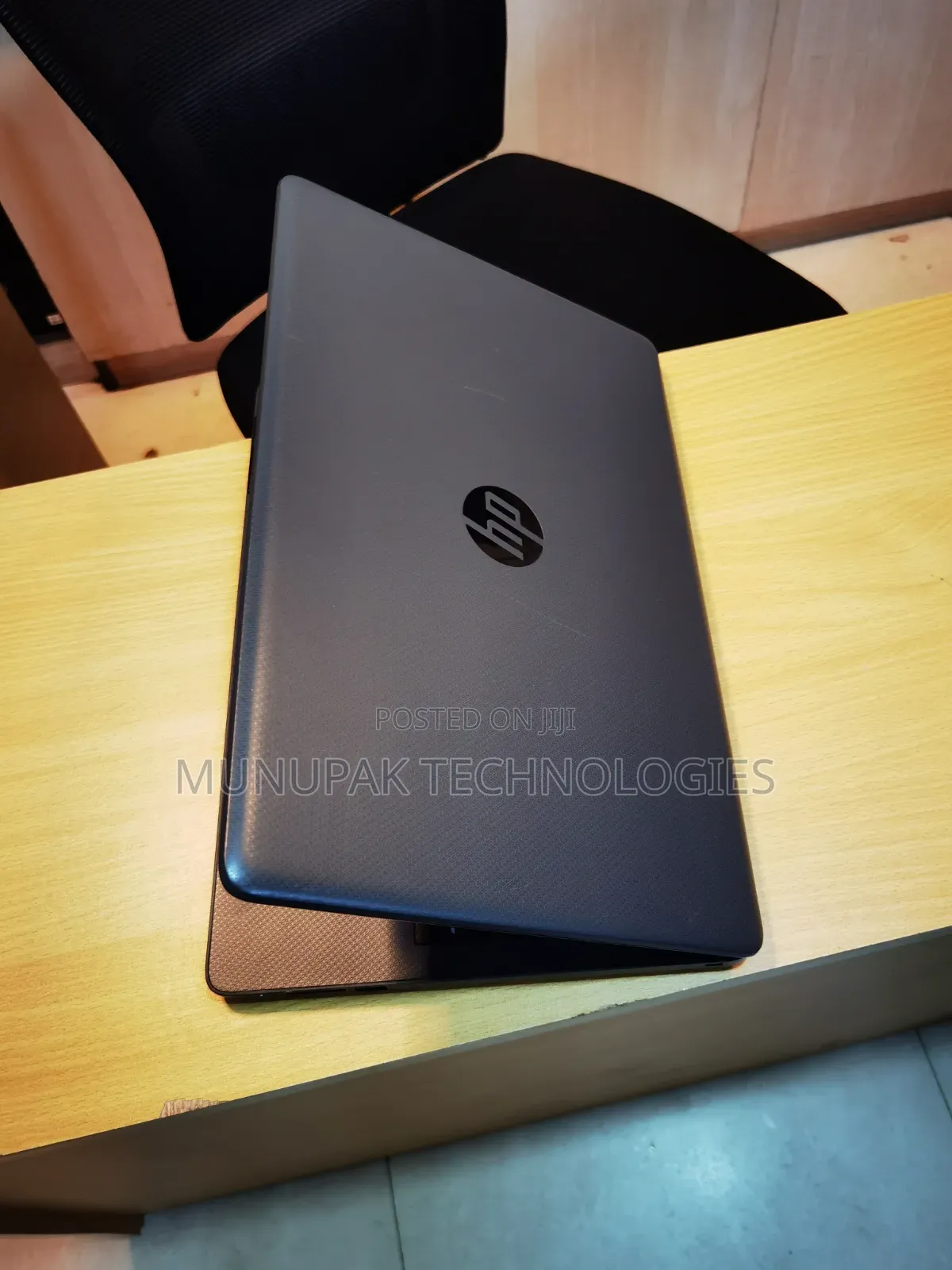 Laptop HP 250 G7 4GB AMD SSD 128GB