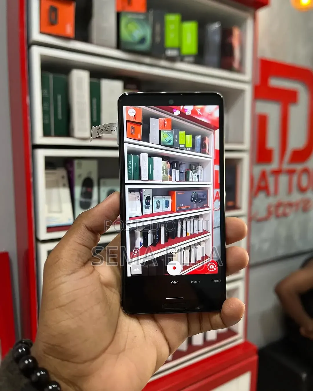 Sharp Aquos sense5G 64 GB Black