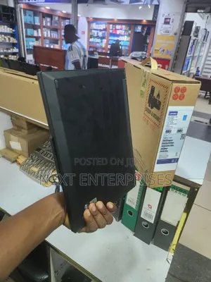 New Laptop Lenovo ThinkPad T14s G4 16GB Intel Core i7 SSD 512GB