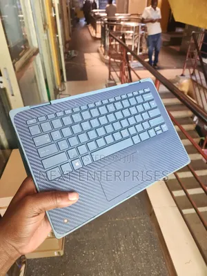 Laptop HP 14-dq1025cl 4GB Intel Celeron SSD 128GB