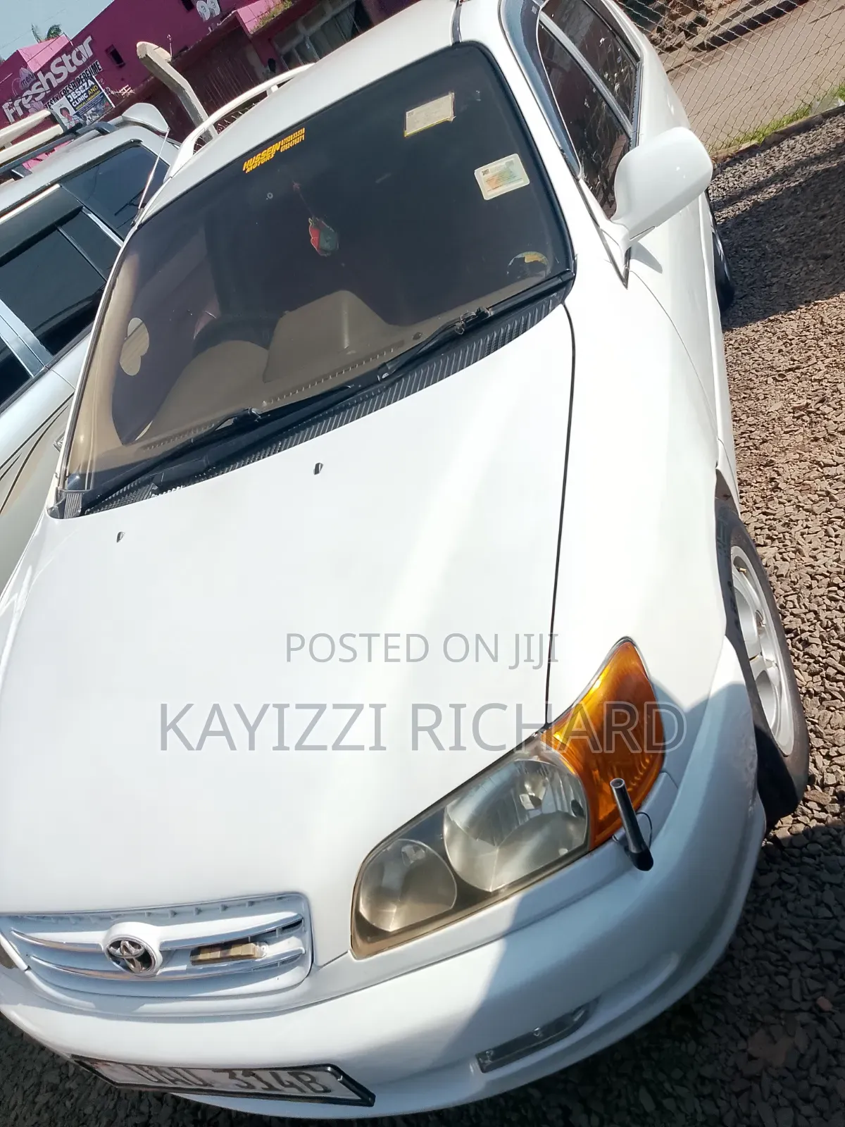 Toyota Ipsum 2001 White