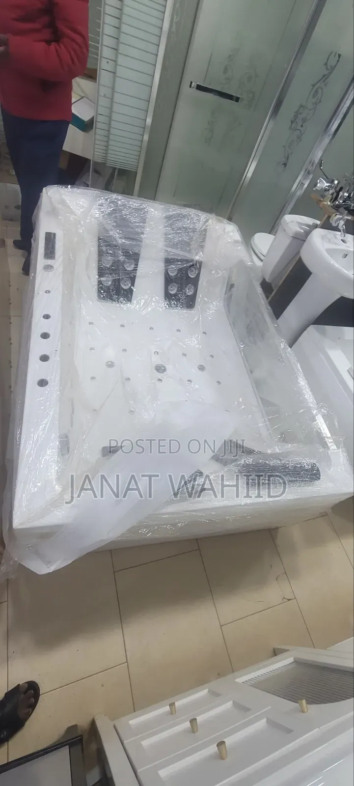 Brand New Luxury Double Jacuzzi Bathtub