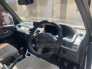 Mitsubishi Pajero Junior 1997 Black