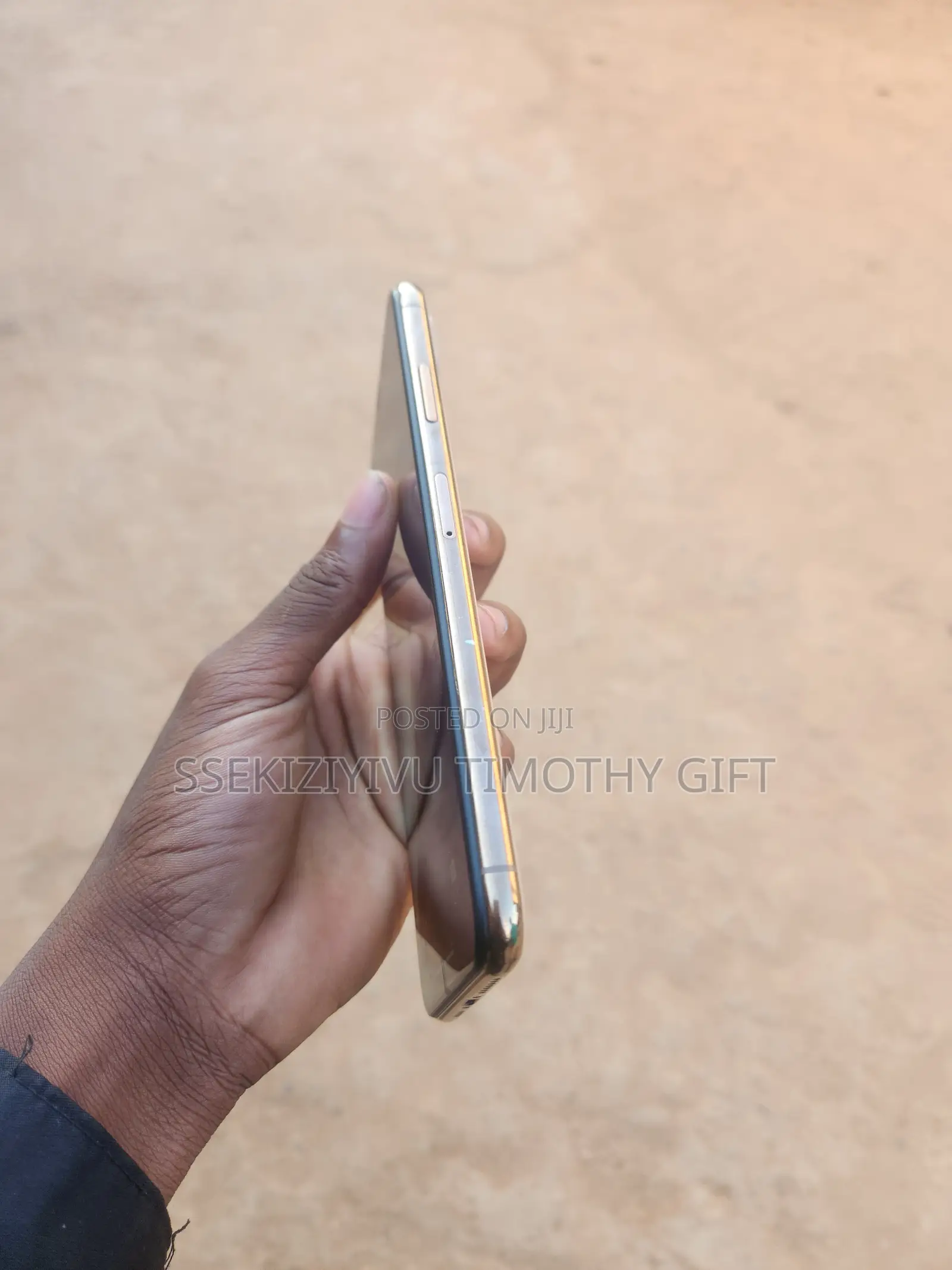 Apple iPhone XS Max 64 GB Gold