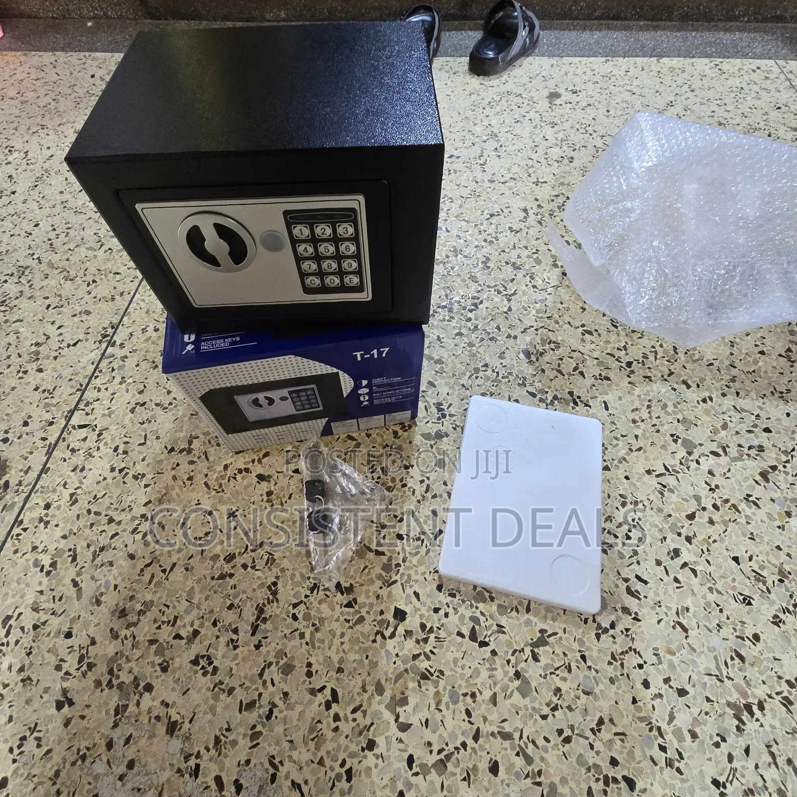 Electronic Safe Box With Keypad & Keys