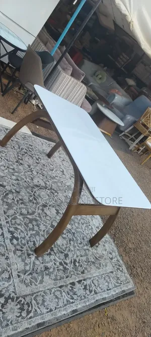 Dinning Table 4 Seaters