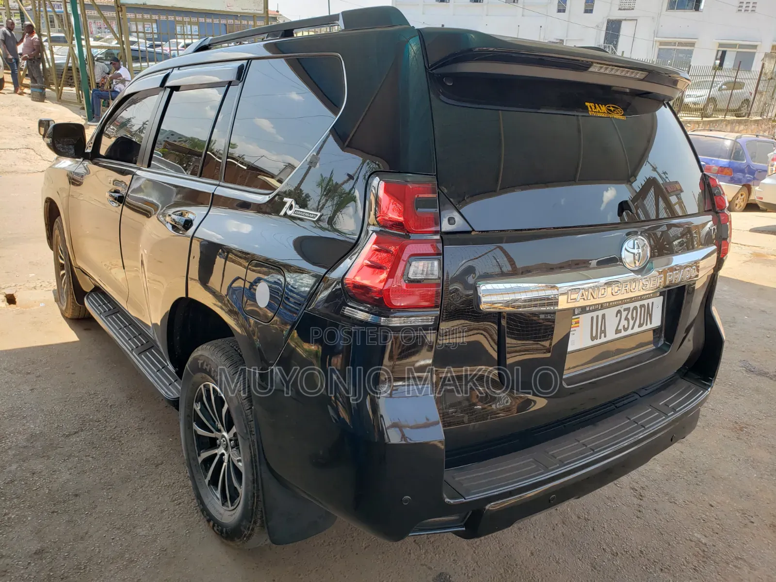 Toyota Land Cruiser Prado 2016 Black