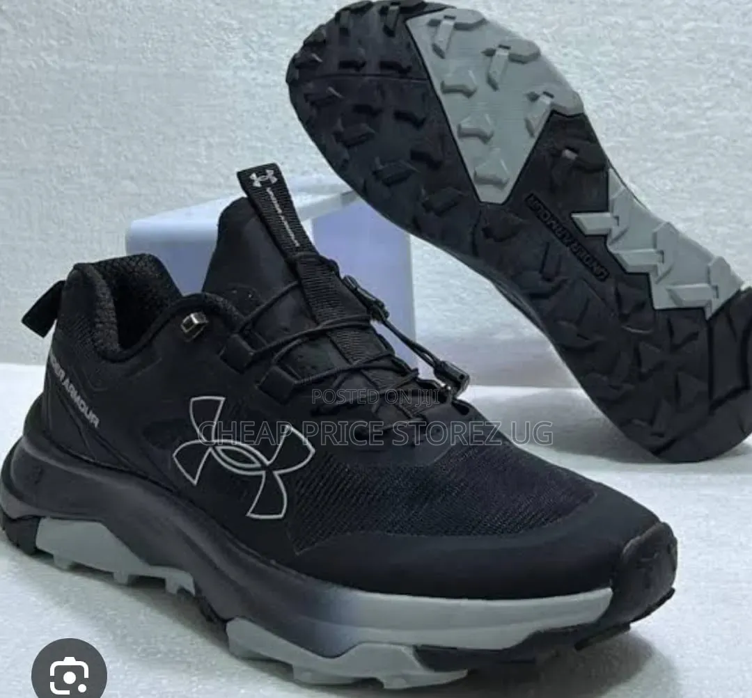 Be Under Armour HOVR Infinite Pro Athletic Shoes in a Black and Grey