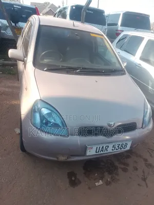 Toyota Vitz 2002 Purple