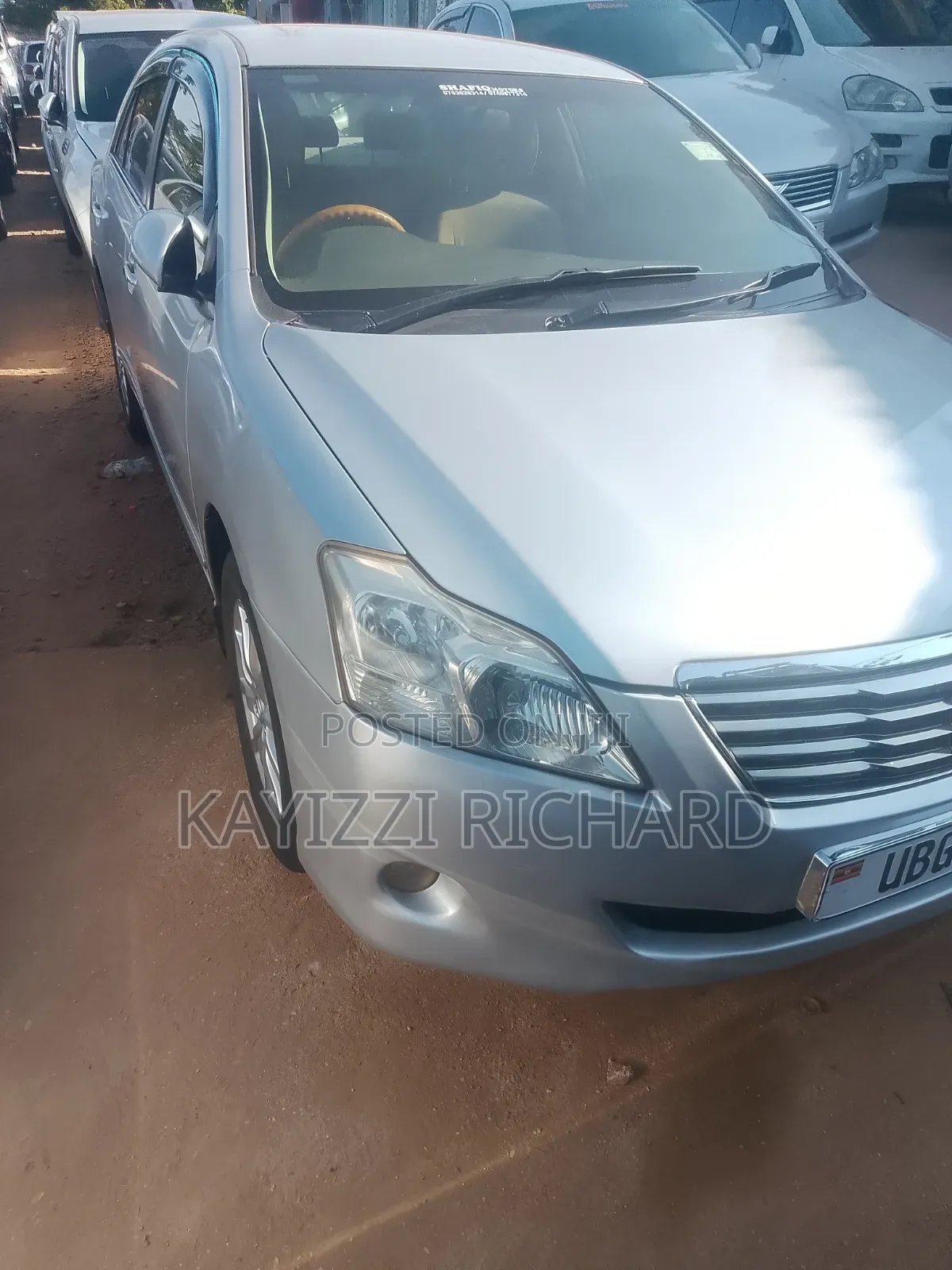 Toyota Premio 2010 Silver