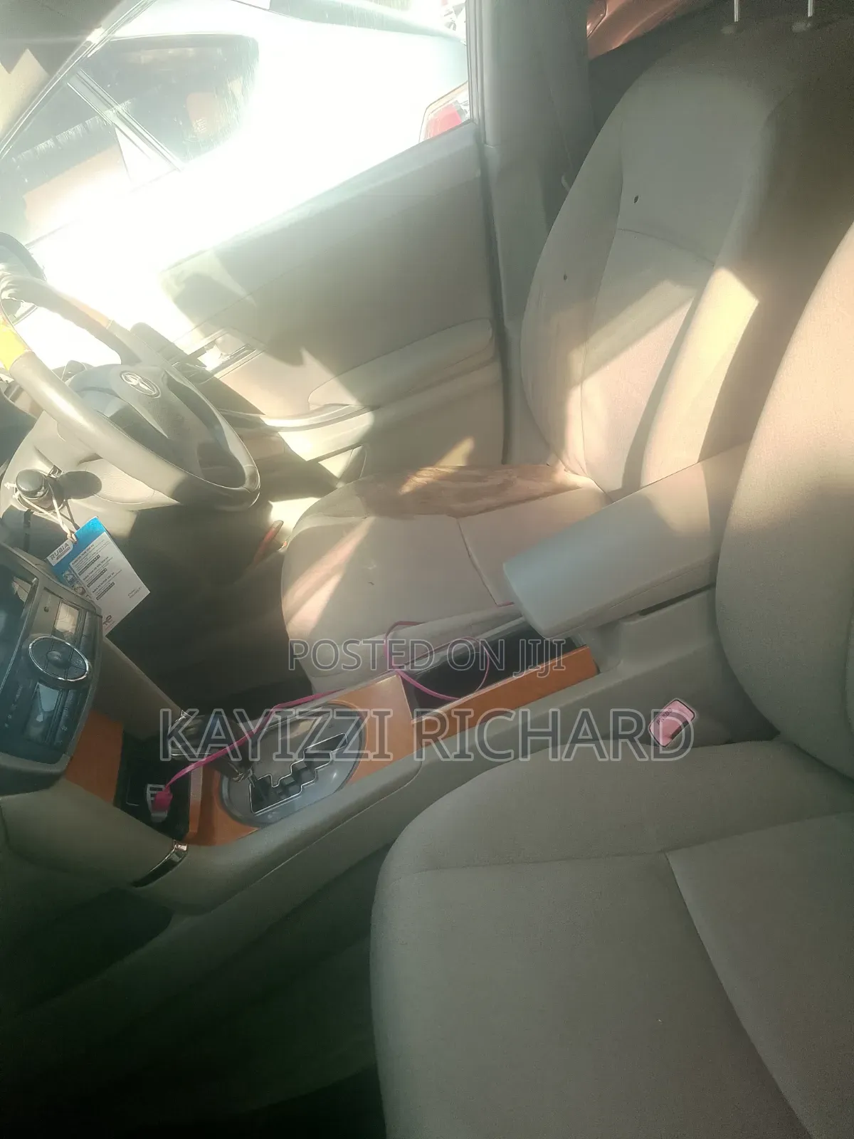 Toyota Premio 2010 Silver