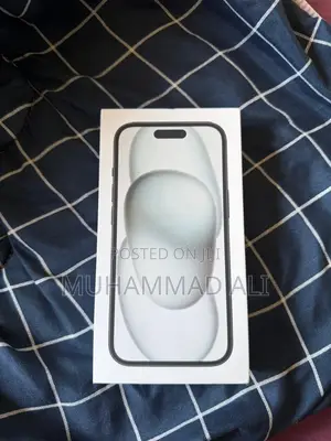 New Apple iPhone 15 256 GB Black