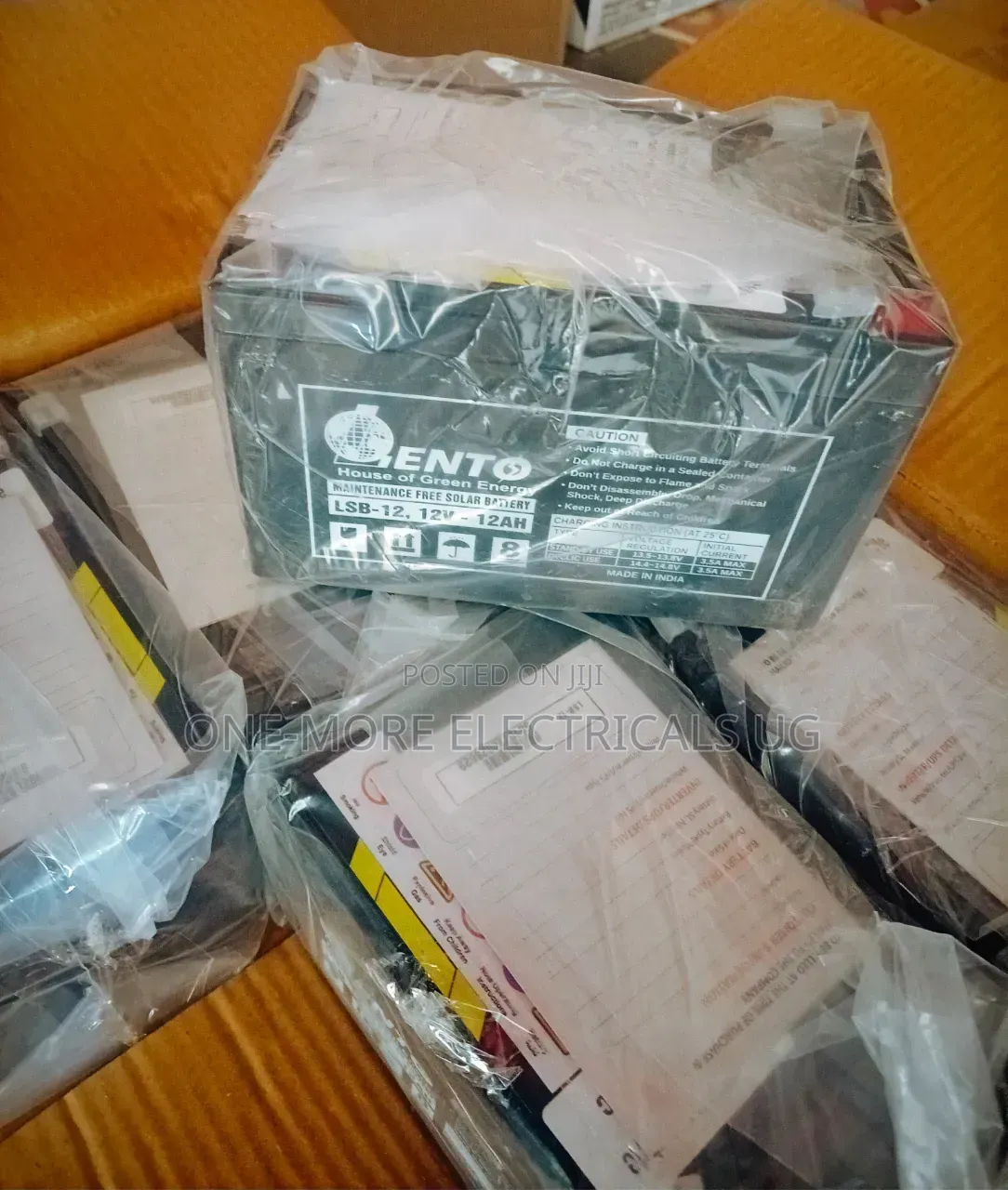 12ah/12volts Indian Made Solar Batteries Maintenance Free.