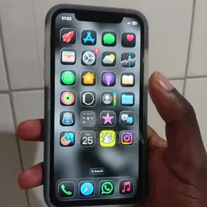 Apple iPhone 11 64 GB Silver