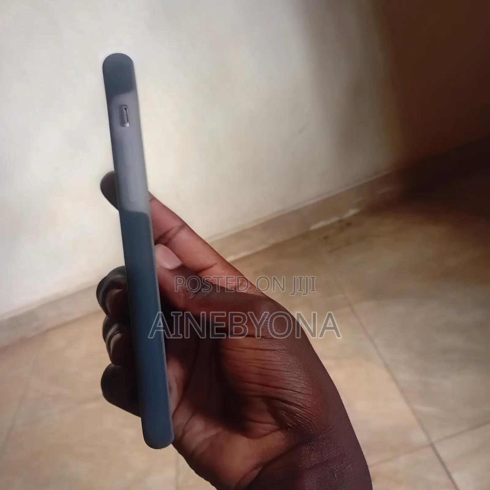 Apple iPhone 11 64 GB Silver