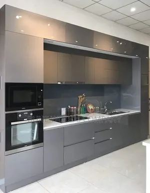Kkitchen Cabinets