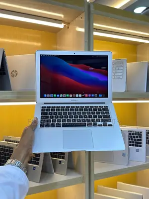 Laptop Apple MacBook Air 2017 8GB Intel Core i5 HDD+SSD 256GB