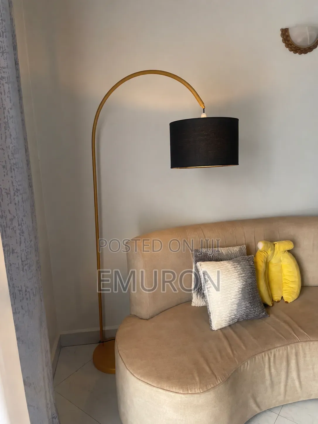 Bending Metallic Corner Standing Lamps