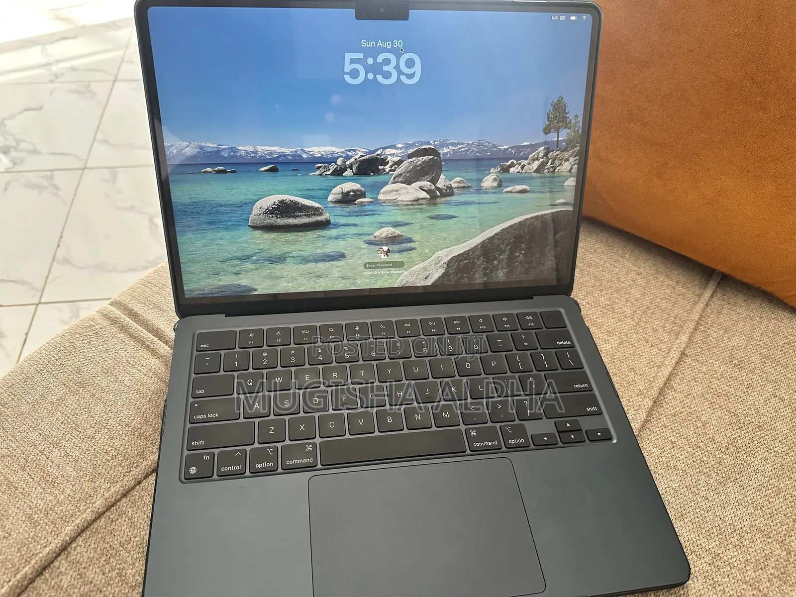 Laptop Apple MacBook Air 2024 M3 16GB Apple M3 SSD 256GB