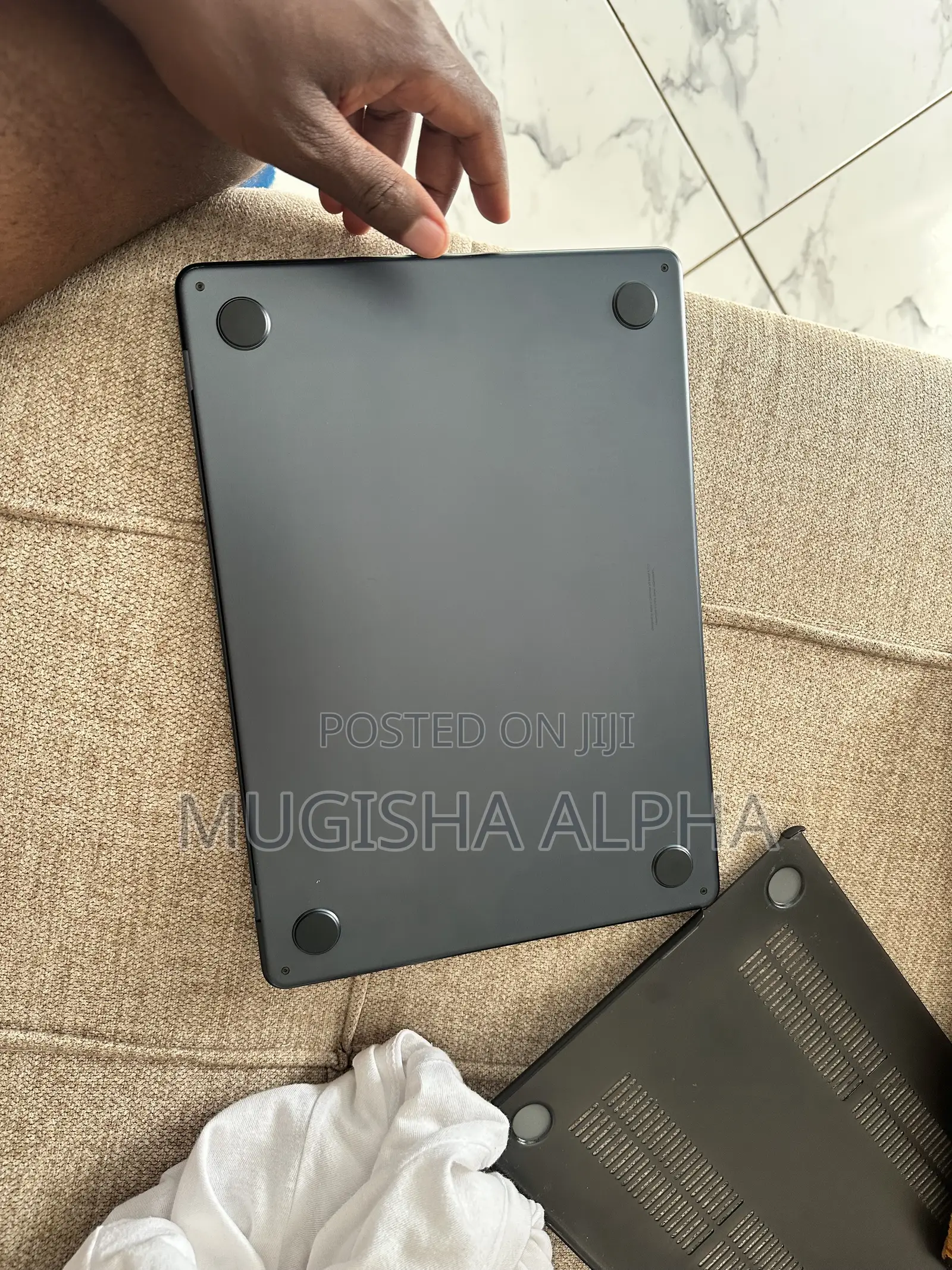 Laptop Apple MacBook Air 2024 M3 16GB Apple M3 SSD 256GB