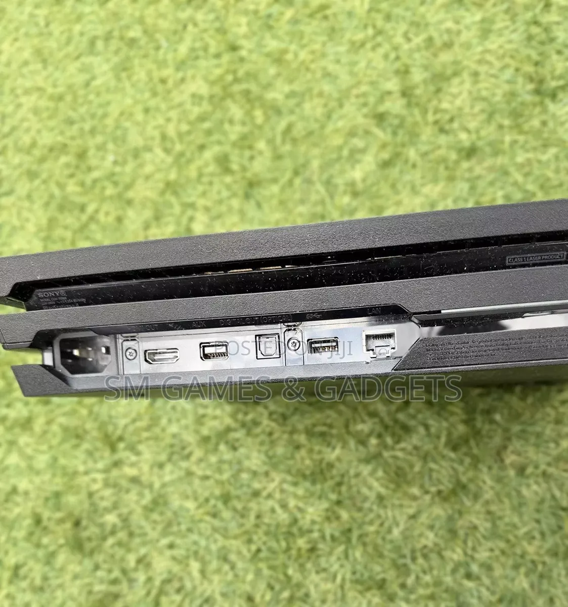 Ps4 Pro, Chipped With 20 Games