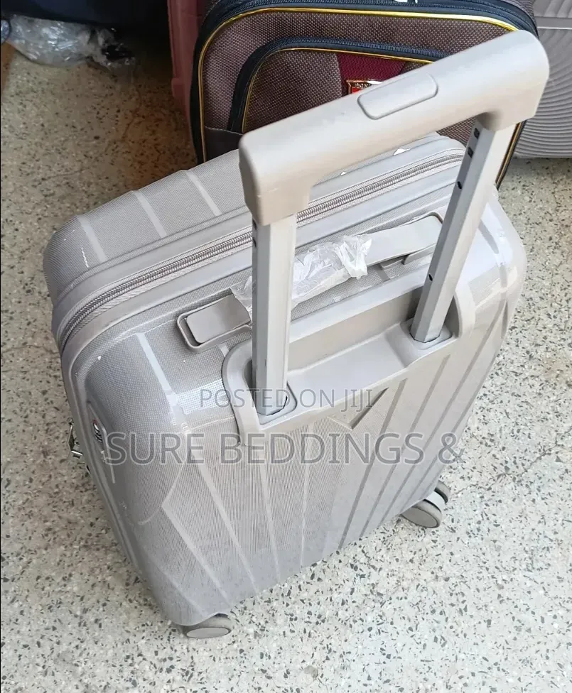 Prosper Simple Suitcase
