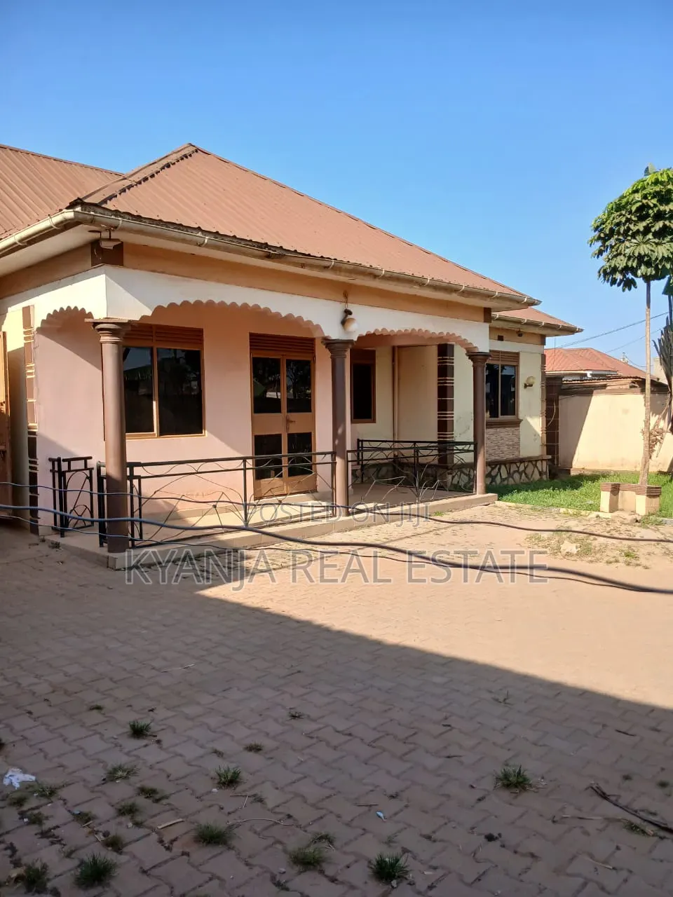 3bdrm Bungalow in Kyanja Estates, Kawempe for sale
