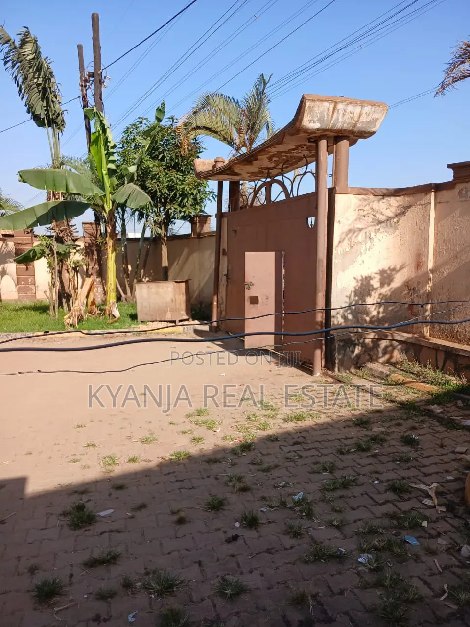 3bdrm Bungalow in Kyanja Estates, Kawempe for sale