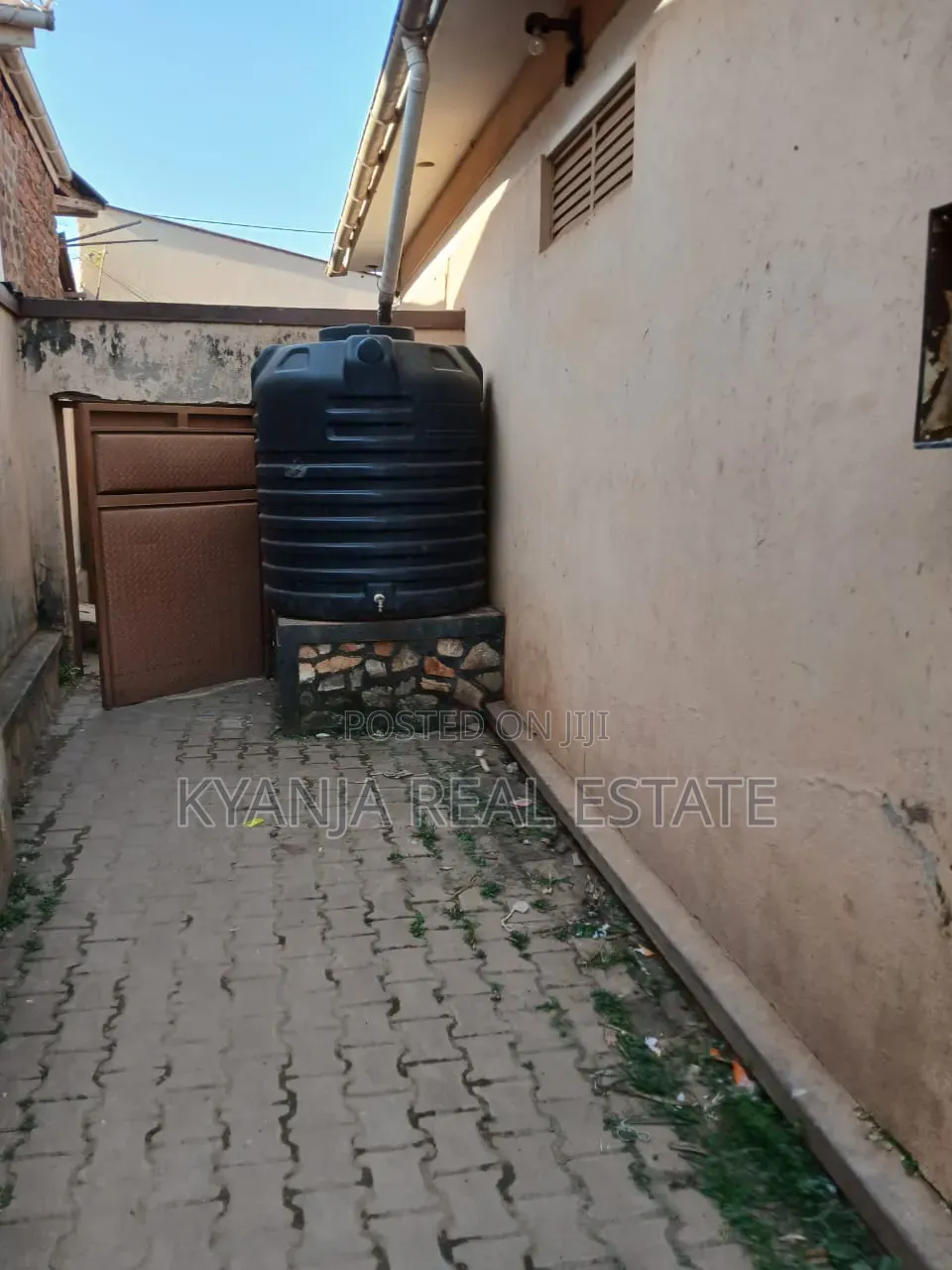 3bdrm Bungalow in Kyanja Estates, Kawempe for sale