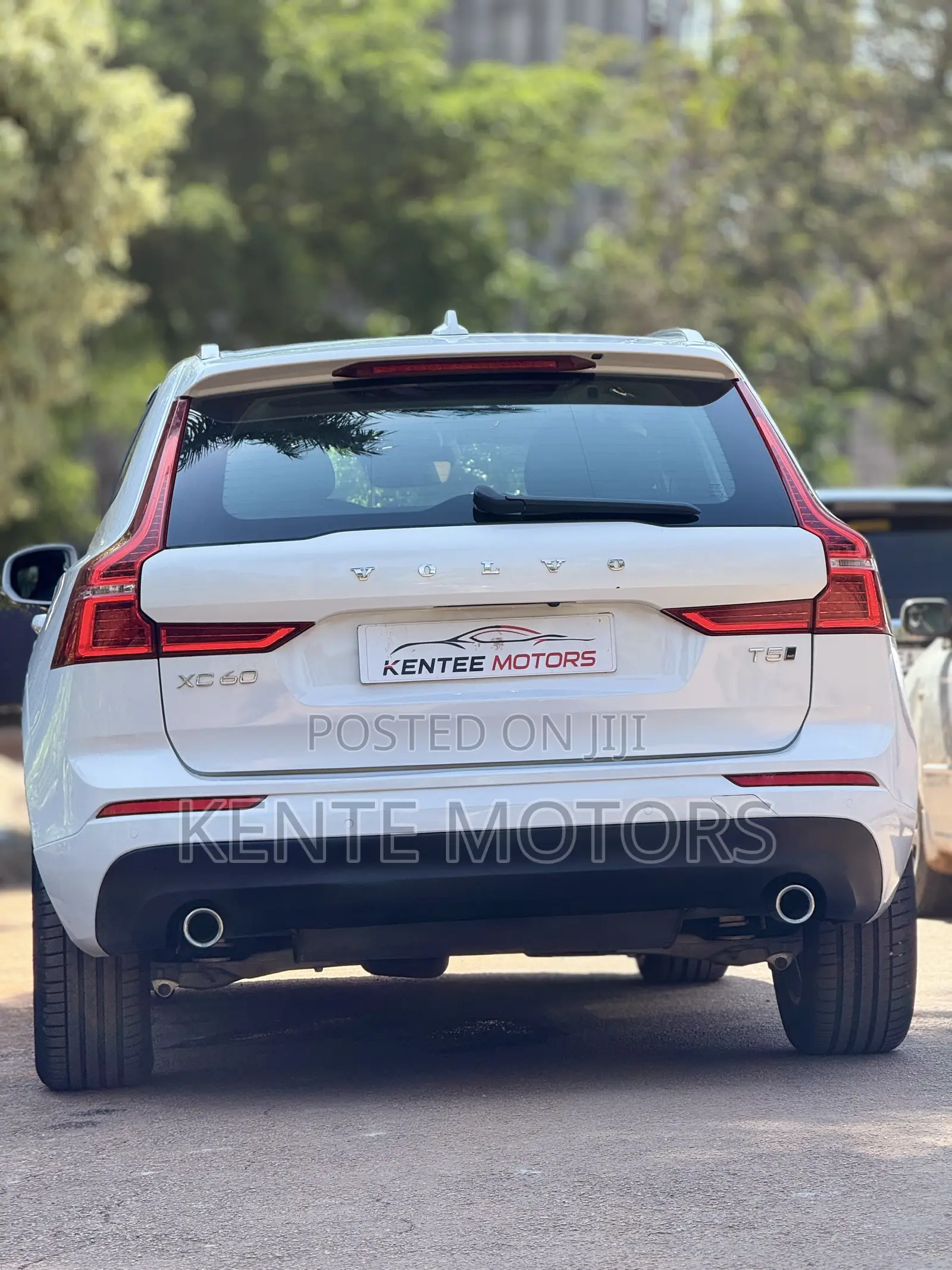 Volvo XC60 2020 White