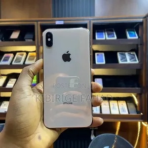 Apple iPhone XS 64 GB Gold