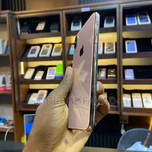 Apple iPhone XS 64 GB Gold