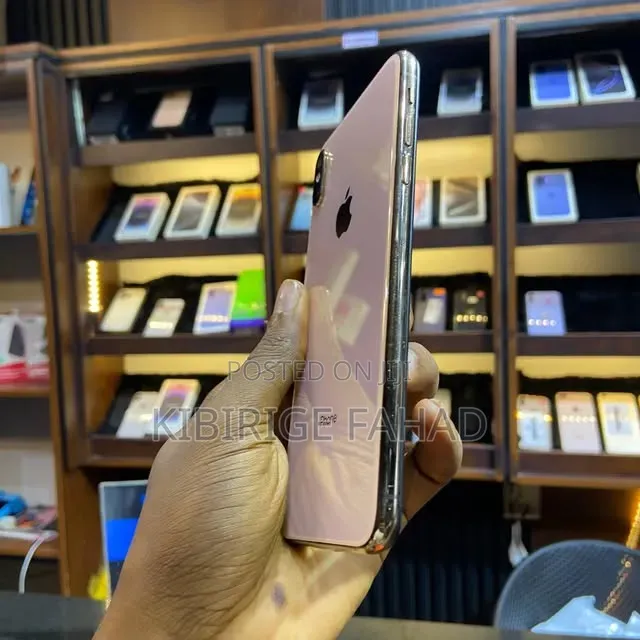 Apple iPhone XS 64 GB Gold