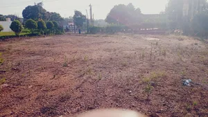 Kyanja 30 Decimals Commercial Rent on Road.